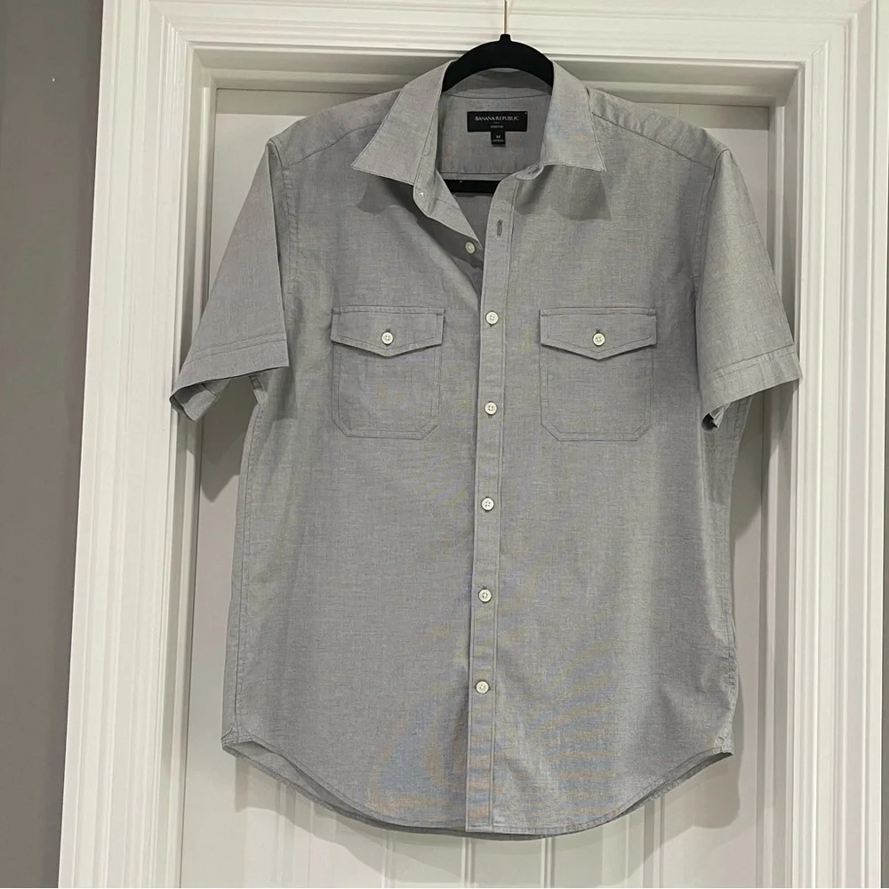 ✨✨Banana Republic Men shirt ✨✨